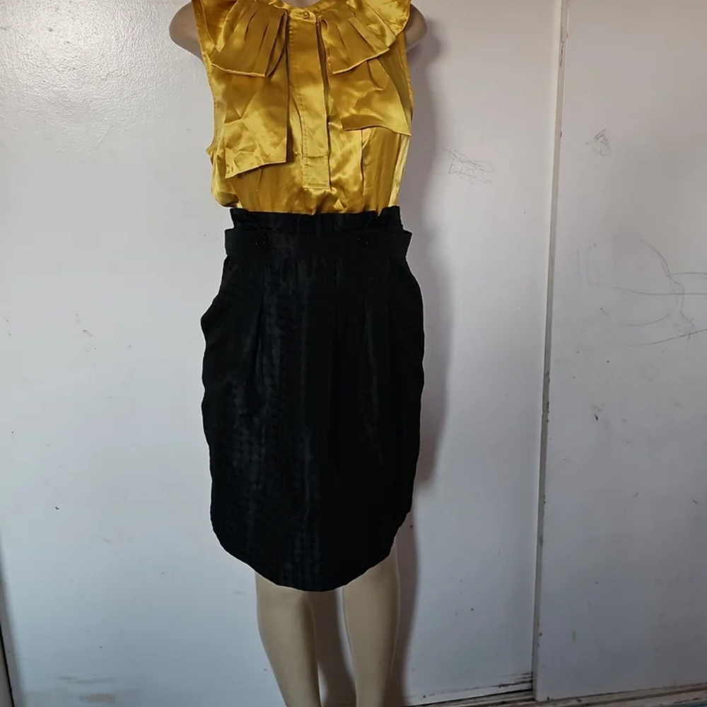 BCBGMaxAzria Black Bubble Mini Skirt Ruched Work